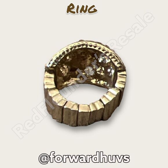 Bundle Sale 3 for $15 | Stretch Embellished Bling Ring Size 8-12 - Picture 5 of 9